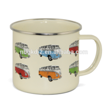 VW T1 BUS EMAILLE BECHER 500ml IN GESCHENKBOX - PARADE / BEIGE